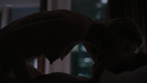 Louisa Krause - Topless Scenes in The Girlfriend Experience s02e11 (2017)