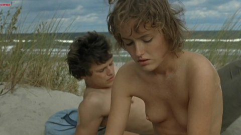 Olga Frycz - Topless Scenes in All That I Love (2009)