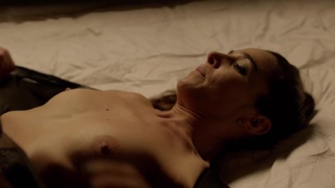 Juana Viale - Topless Scenes in Edha s01e05-06 (2018)