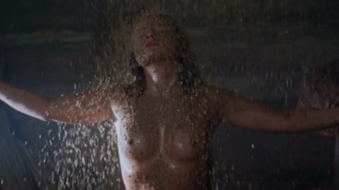 Katarzyna Bujakiewicz - Topless Scenes in Stara baśń. Kiedy słońce było bogiem (2003)