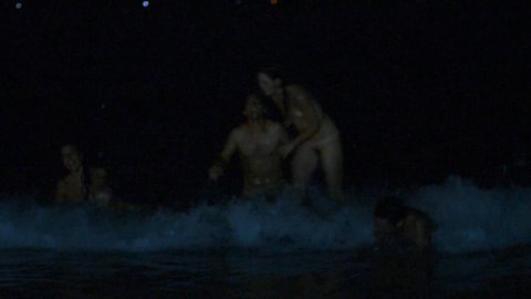 Isabelle Ryan, Lea Moszkowicz - Topless Scenes in Happy (2015)