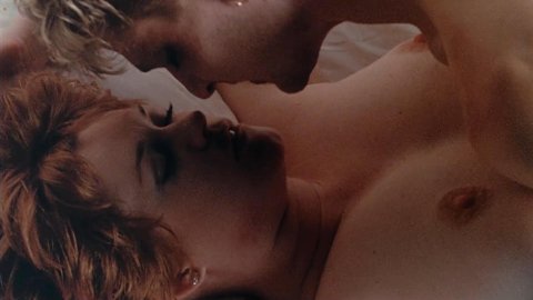 Melanie Griffith - Topless Scenes in Stormy Monday (1988)