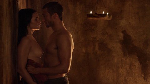 Katrina Law - Topless Scenes in Spartacus s01e13 (2010)