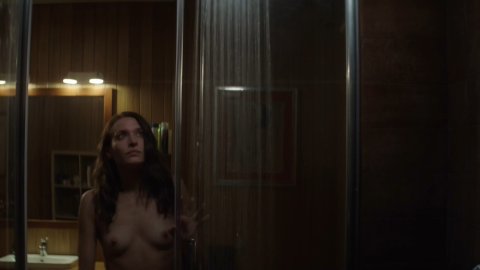 Josefin Asplund - Topless Scenes in Sanctuary s01e03e06 (2019)