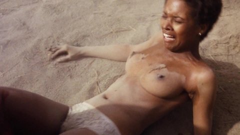 Jeannie Bell, Lola Falana - Topless Scenes in The Klansman (1974)