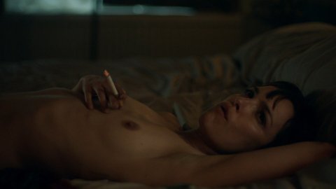 Jody Balfour - Topless Scenes in Rellik s01e05 (2017)