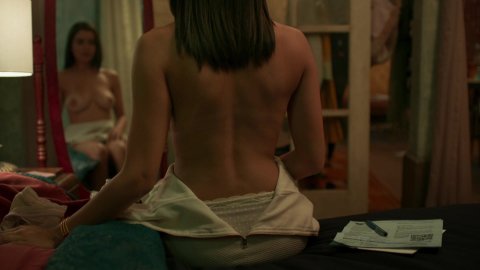 Paulina Gaitan - Topless Scenes in Diablo Guardián s01e03 (2018) #2