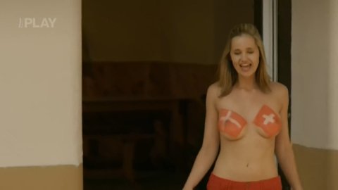 Lenka Juroskova - Topless Scenes in Vinaři s02e10 (2015)