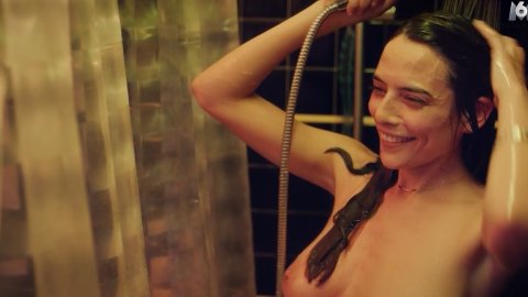 Nailia Harzoune - Topless Scenes in Le Grand bazar s01e01e03e04e06 (2019)