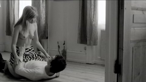 Iza Mortag Freund - Topless Scenes in Verdenssøn (2012)