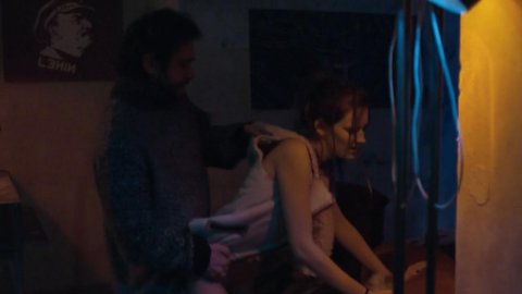 Barbora Janova - Topless Scenes in Cirkus Bukowsky s02e03 (2014)