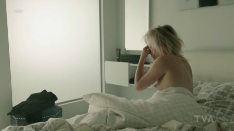 Eve Lemieux - Topless Scenes in Fugueuse s01e03 (2018)