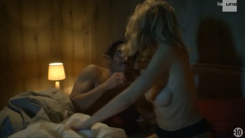 Helene de Fougerolles - Topless Scenes in Balthazar s02e03e06 (2019)