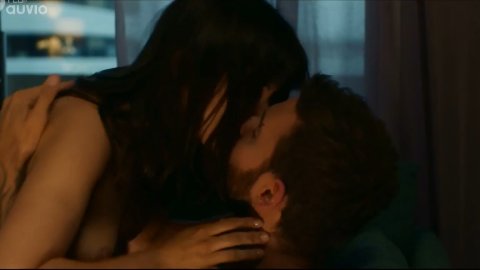 Flore Bonaventura - Topless Scenes in Le premier oublié (2019)