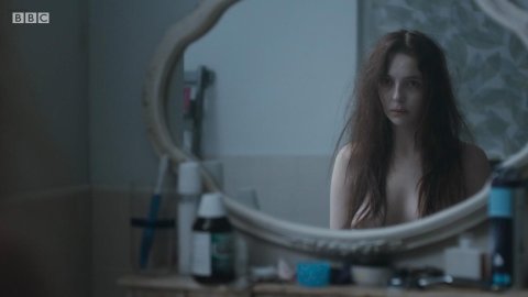 Jodie Comer - Topless Scenes in Thirteen s01e01 (2016)