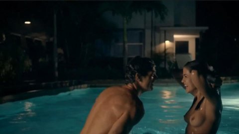 Antonia Morais - Topless Scenes in Lúcia McCartney s01e02 (2016)